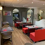 Les Commercants Hotell