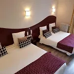 Les Commercants Hotell 2*