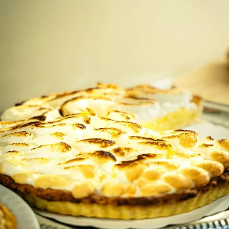 Отель Les Commercants 2*