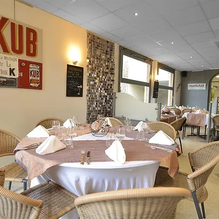 Les Commercants 2* Клермон-Ферран