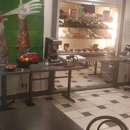 雷康梅尔坎酒店