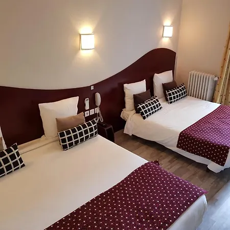 Les Commercants Отель 2*