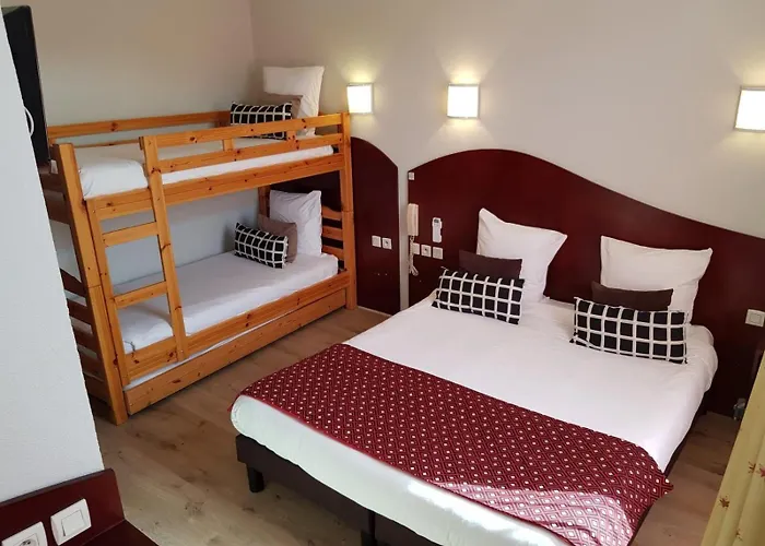 Les Commercants Hotel 2*