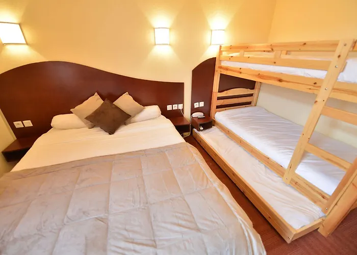 Les Commercants Hotel 2*